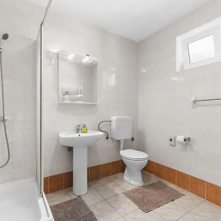 Lägenhet Morena 1 By Interhome Novigrad Istria