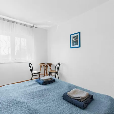Morena 1 By Interhome *
