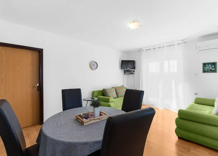 Morena 1 By Interhome *